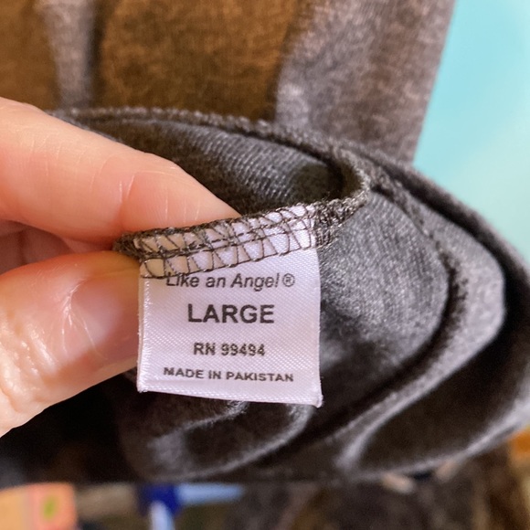 NWOT Like An Angel Vintage Juniors Large Short Sleeved Hoodie & Capri Pants Set - Picture 9 of 15